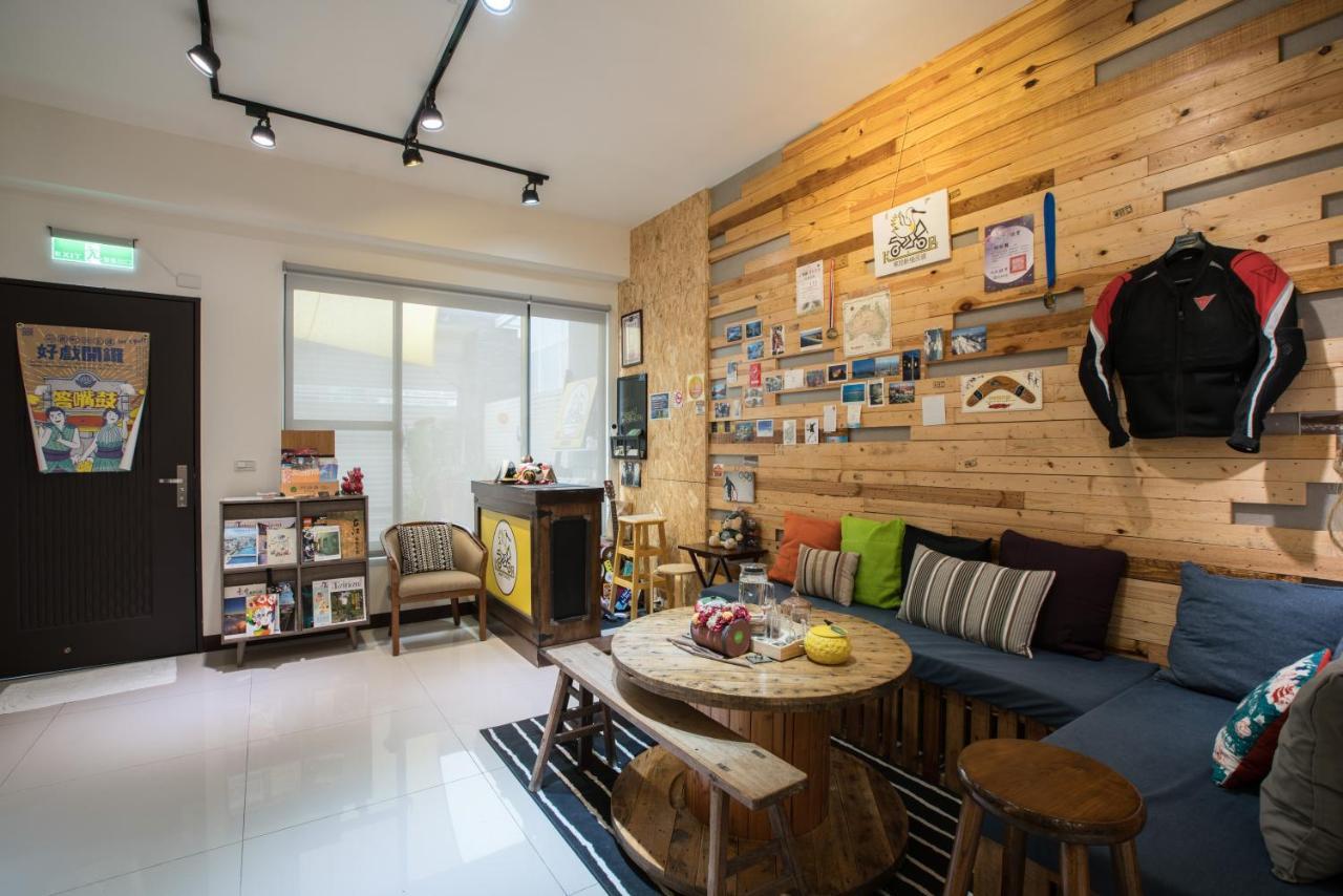 黑琵軼棧湖濱旅宿 K&B Happy Hostel Tainan Exterior foto