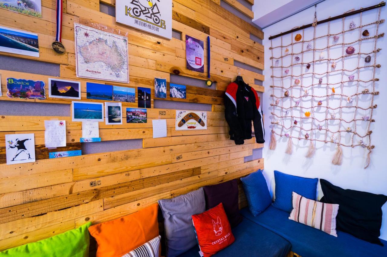 黑琵軼棧湖濱旅宿 K&B Happy Hostel Tainan Exterior foto