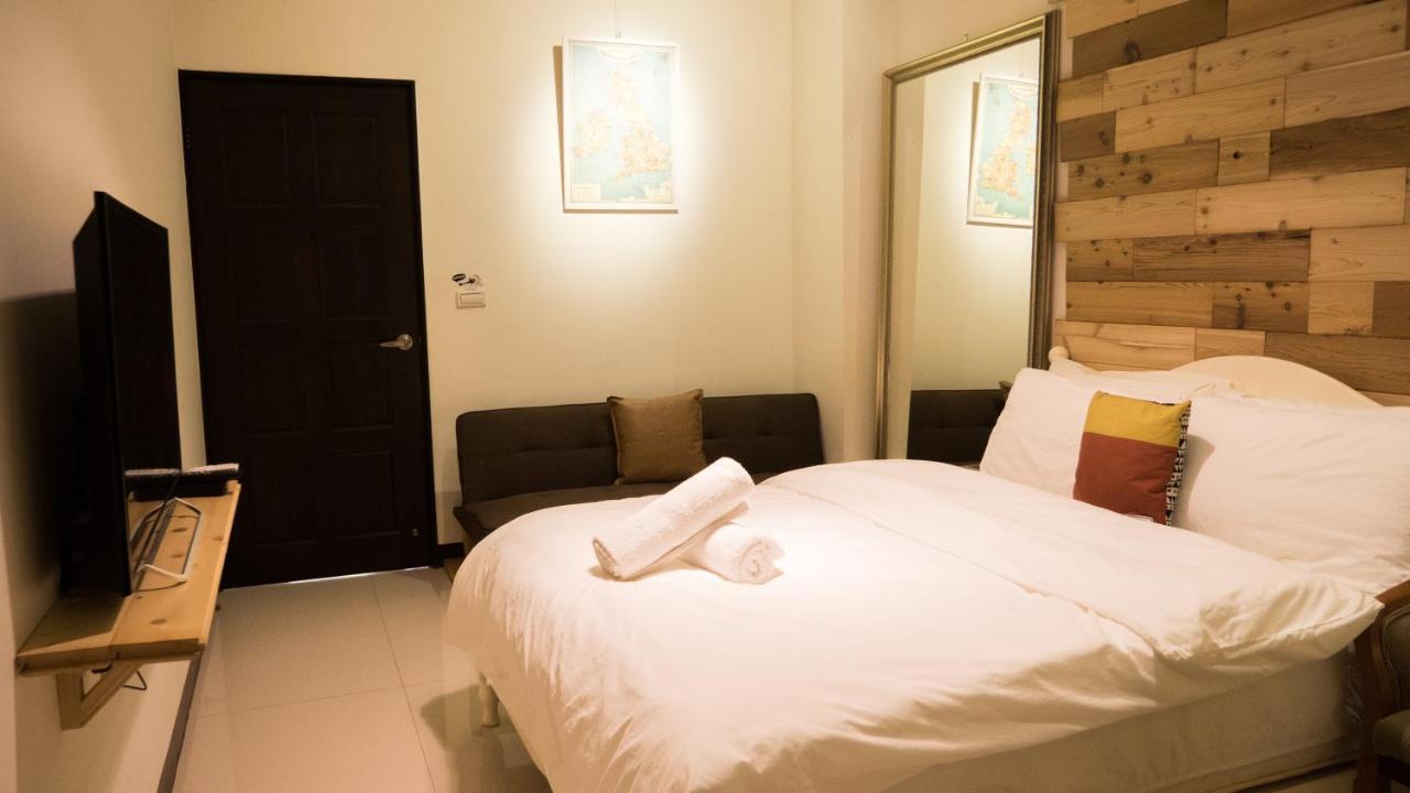 黑琵軼棧湖濱旅宿 K&B Happy Hostel Tainan Exterior foto