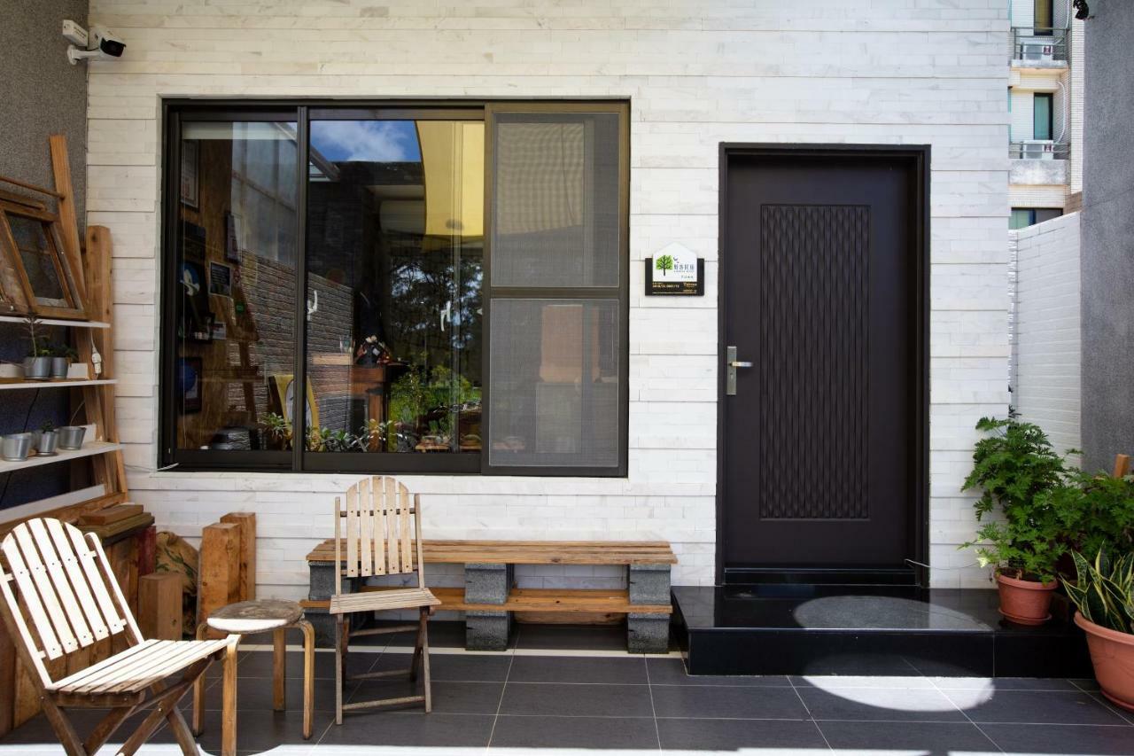 黑琵軼棧湖濱旅宿 K&B Happy Hostel Tainan Exterior foto